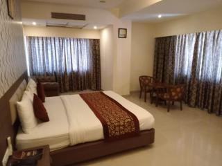 The Contour Hotel - Guwahati - 8