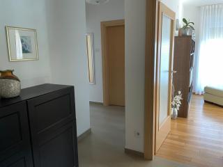 Spacious Modern Apartment Close to the Beach - Pula - 2