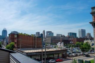 Huge Parkside Retreat - Private Roof Decks - Cincinnati - 2