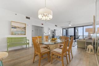 Navarre Towers 0405 - 3