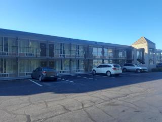 Days Inn by Wyndham Goldsboro - Goldsboro - 9