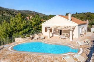 Villa Socrates by Villa Plus - Pórta - 2
