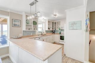 Lost Colony Rock The Boat - 3