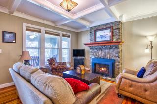 A Beautiful View & Carriage - Lake Junaluska - 6
