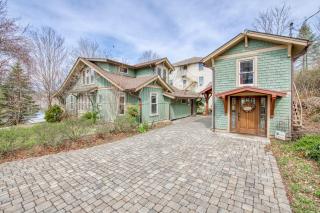 A Beautiful View & Carriage - Lake Junaluska - 7