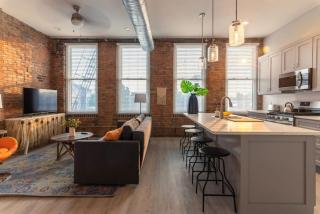 ZANGO Explore OTR and Downtown from a Renovated Condo - Cincinnati - 0