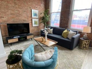 SWIZZLE Explore OTR and Downtown from Rhinegeist - Cincinnati - 5