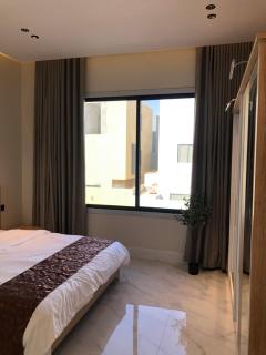 شقة فاخرة غرفة وصالة بالعارض دخول ذاتي ١٠ - Riad - 4