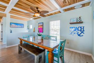 KC's Seaside Sanctuary - 4