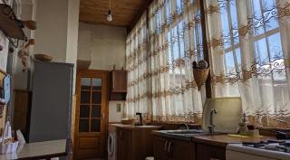 Beautiful 2-room apartment hosted by a Georgian Artist - Tbilisi - 9