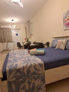 Domenica Studios 2 - 5