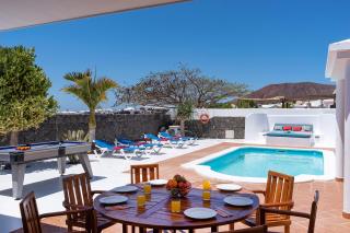 Villa Leon by Villa Plus - 4