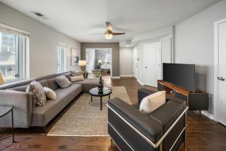 Comfortable 2BR Condo near City Center - Cincinnati - 6