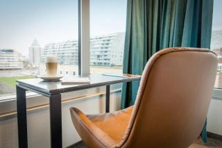 Motel One Rotterdam - Rotterdam - 6
