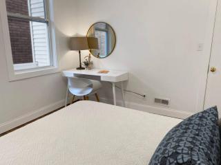 Explore Downtown from Adorable Mount Adams - Cincinnati - 2