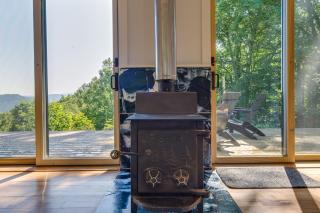Fire Pit and Views Pet-Friendly Spruce Pine Studio - Spruce Pine - 5