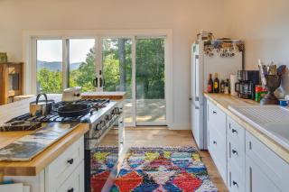 Fire Pit and Views Pet-Friendly Spruce Pine Studio - Spruce Pine - 2