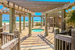Pelican Beach Resort 1717 - Destin - 4