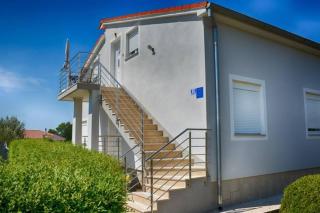 Apartment Vacation Rental Near Pula - Loborika - 8
