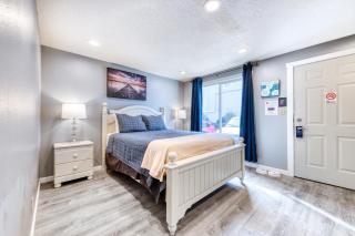 Sea Treasures Inn #114 & #115 - 2