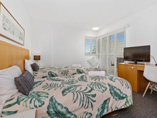 RESORT ON THE BEACH 2214/2215 - Kingscliff - 2