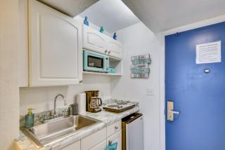 Daytona Beach Studio with Ocean View and Amenities! - 7