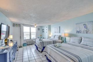 Daytona Beach Studio with Ocean View and Amenities! - Daytona Beach - 0