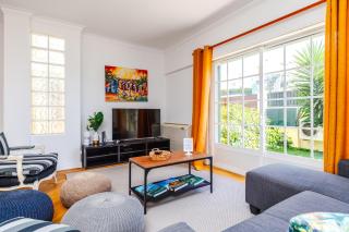 Jacuzzi, garden, pool & barbecue beach House, 15mn from Lisbon center - 2