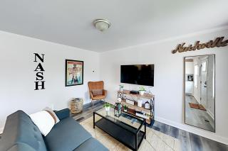 Capitol Hill Retreat A, B, C - Nashville - 6