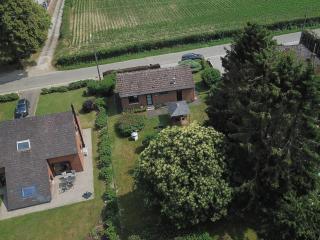 Holiday Home in Froidchapelle with Garden - Cerfontaine - 4
