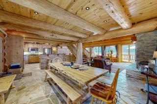 Lakeside Lodge - Donnelly - 1