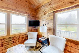 Modern Log Chalet - Upper Level - Montgomery - 8