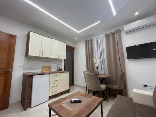 Arbneshi Apartments - Ulcinj - 1