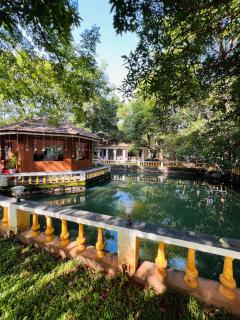 Surya Eco and Wedding Resort - Trichūr - 8