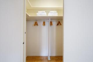Midtown E 2BR w WD nr Central Park NYC-531 - 1