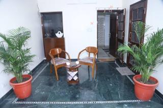 Fortune Home Service Apartment 3Bhk,B-57 Sarita Vihar - New Delhi - 3