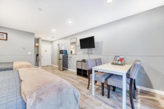 Sea Treasures Inn Units #205-212 - 7