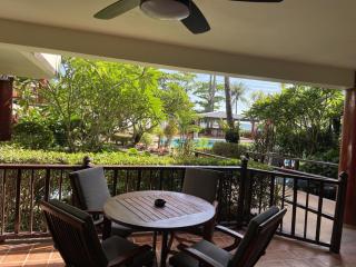 Peaceful retreat at Kalim Bay - pool bar garden - Patong Beach - 7