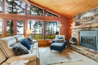 Oyster Beach House and Den - Coupeville - 7