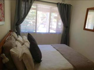 Flamboyant Apartments - St Lucia - 2