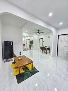 E'dayah Homestay Taman Ria Sungai Petani - Sungai Petani - 7