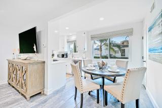 Balboa Island Diamond Resort Compound - Newport Beach - 6