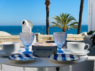 GOLDEN MILE FRONT LINE BEACH RESORT - Marbella - 0