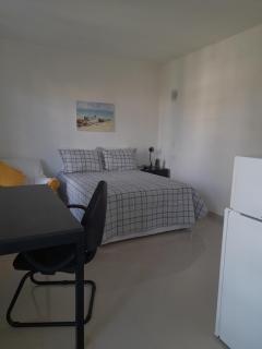 Studio bem localizado. - Curitiba - 0