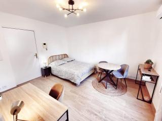 Le Forbin : Studio standing Centre Aix avec Clim - Aix-en-Provence - 9