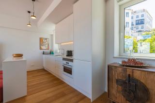 Design 3BDR Duplex W/Balcony by LovelyStay - Lissabon - 8