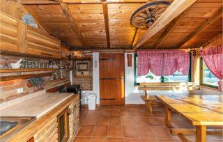 Cozy Home In Primorski Dolac With Wifi - Mravnica - 2