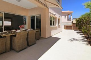 Villa Michaella - 500m from Golden Beach - 4