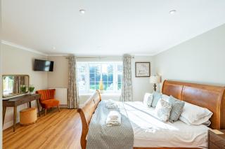 Sparrowhawk Cottage with Hot Tub - 7