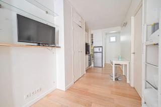 Warm & Welcoming Flat - Family's Ideal - Marais - Paris - 2